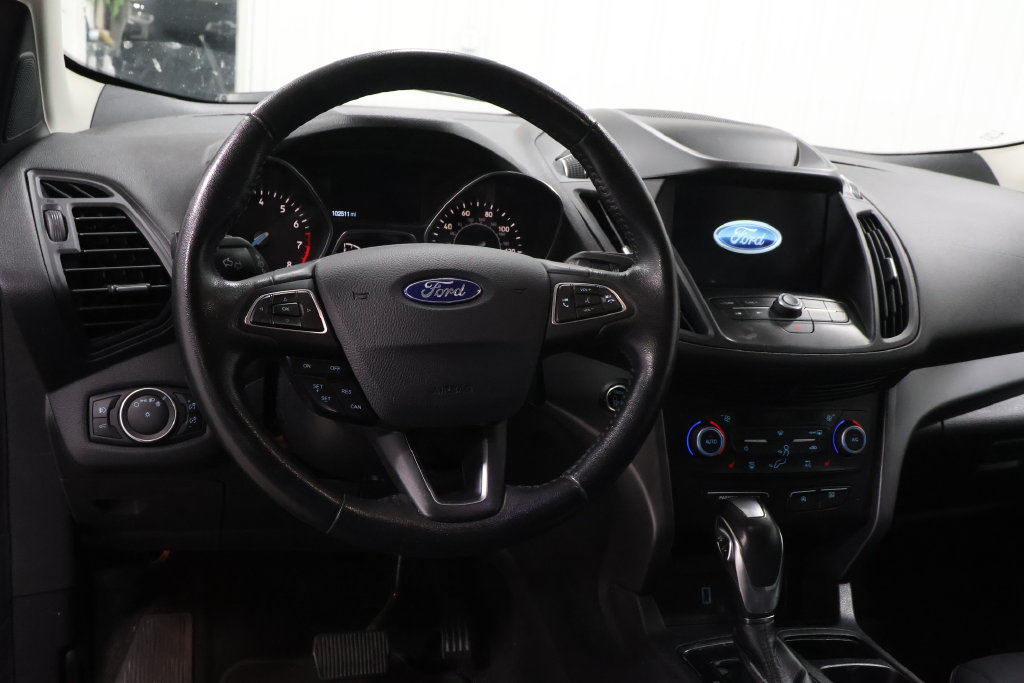 Used 2019 Ford Escape SEL AWD/4WD image 6
