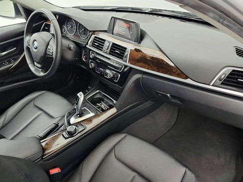 Used 2017 BMW 320i Sedan image 26