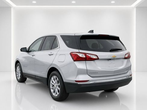 Used 2021 Chevrolet Equinox LT AWD/4WD image 3