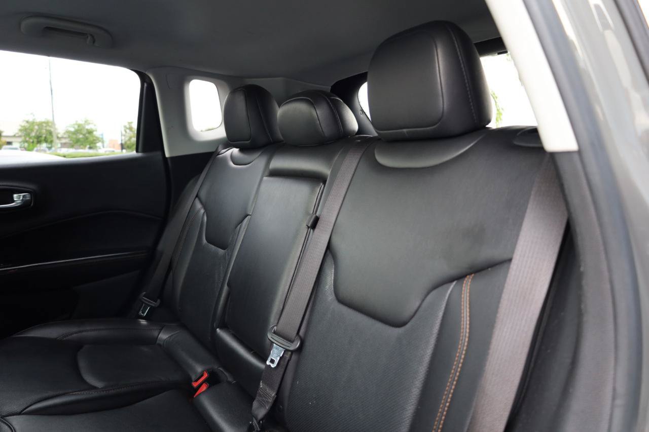 Used 2021 Jeep Compass Limited w/ Elite Interior Group AWD/4WD image 14
