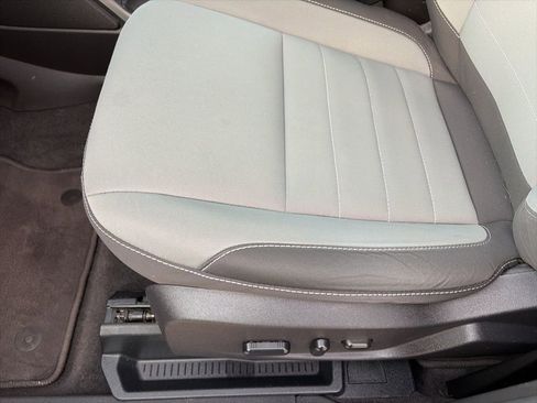 Used 2016 Ford Escape SE w/ Equipment Group 201A image 14