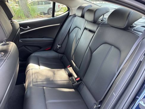 Used 2026 Genesis G70 2.5T RWD image 40