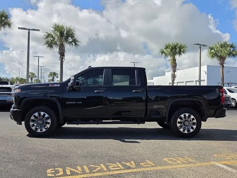 Used 2024 Chevrolet Silverado 2500 Custom w/ Custom Convenience Package AWD/4WD image 3