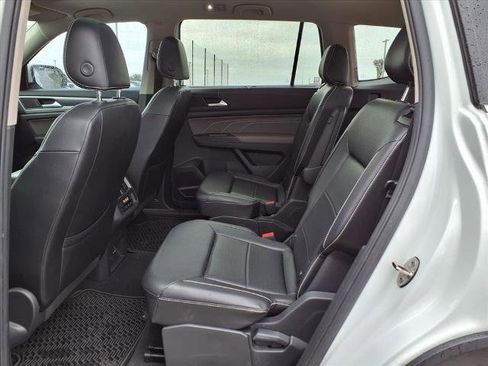 Used 2021 Volkswagen Atlas SE w/ Panoramic Sunroof Package image 20