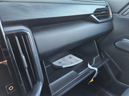 Used 2024 GMC Acadia AT4 w/ Super Cruise Package image 18