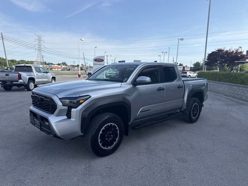 Certified 2024 Toyota Tacoma TRD Off-Road w/ TRD Off Road Premium Package AWD/4WD image 7