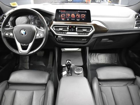 Used 2022 BMW X4 xDrive30i AWD/4WD image 16