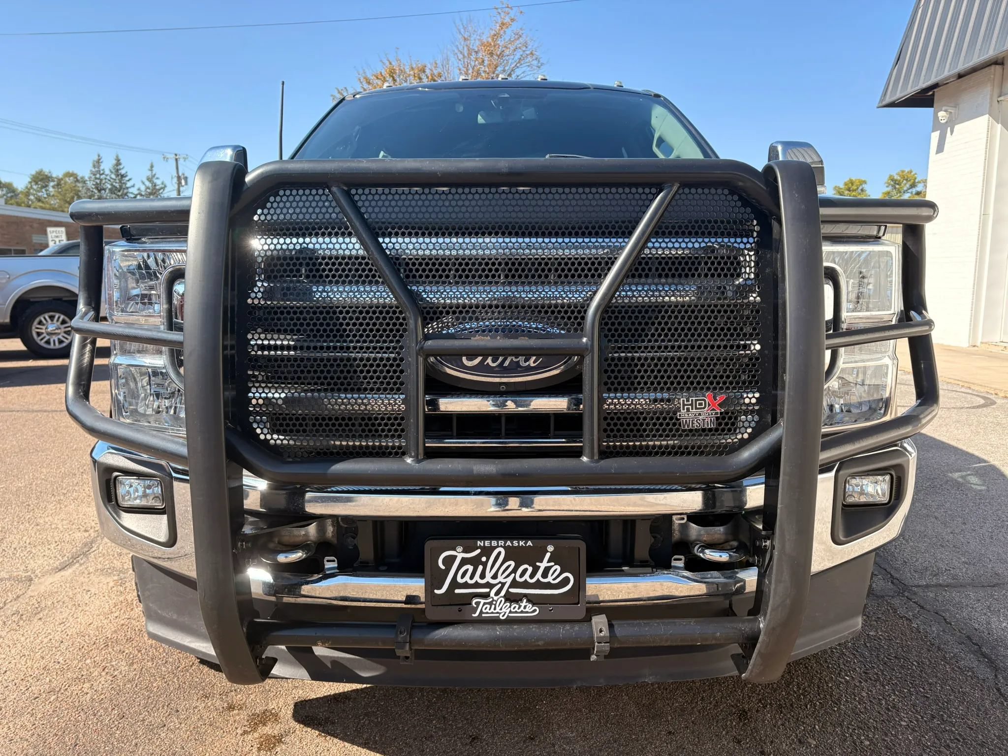 Used 2020 Ford F350 Lariat w/ Lariat Ultimate Package AWD/4WD image 3