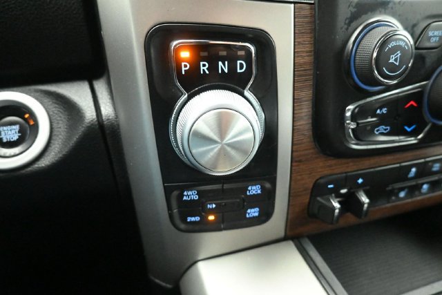Used 2018 RAM 1500 Laramie w/ Convenience Group AWD/4WD image 8