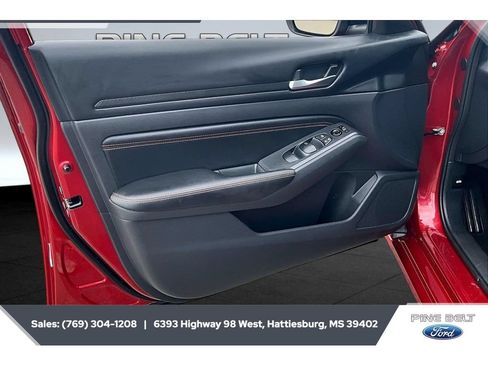 Used 2022 Nissan Altima 2.5 SR FWD image 17