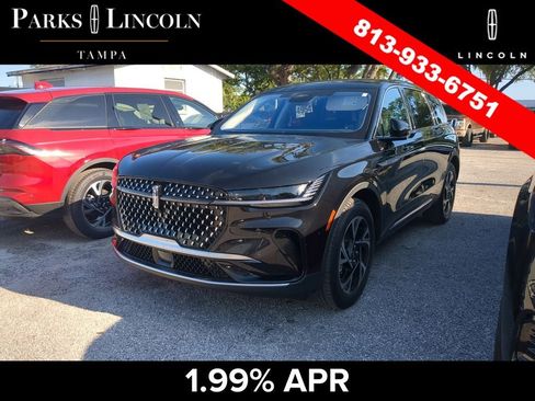 Certified 2025 Lincoln Nautilus Premier AWD/4WD image 10