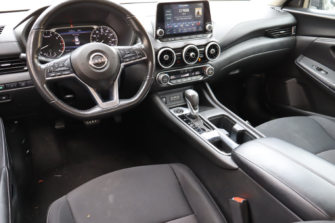 Used 2025 Nissan Sentra SV w/ All-Weather Package FWD image 4