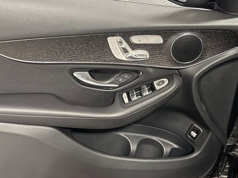 Used 2022 Mercedes-Benz GLC 300 4MATIC image 20