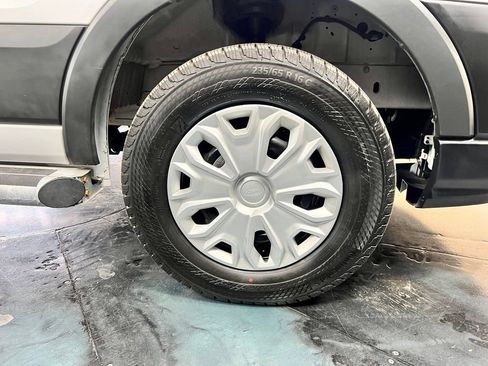 Used 2025 Ford Transit 250 Low Roof w/ Exterior Upgrade Package RWD image 22