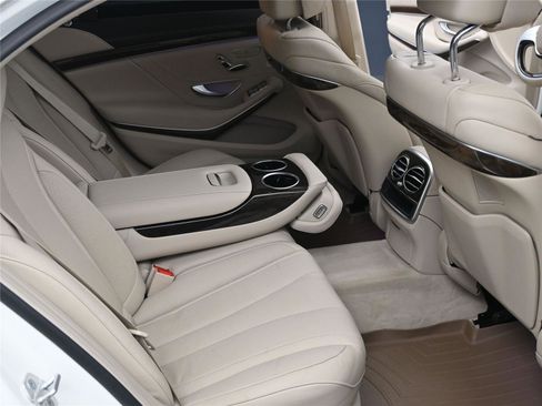Used 2016 Mercedes-Benz S 550 Sedan image 8