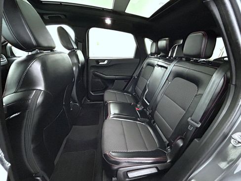 Used 2023 Ford Escape ST-Line w/ Tech Pack #1 AWD/4WD image 19