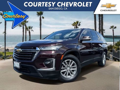 Used 2023 Chevrolet Traverse LT FWD image 1