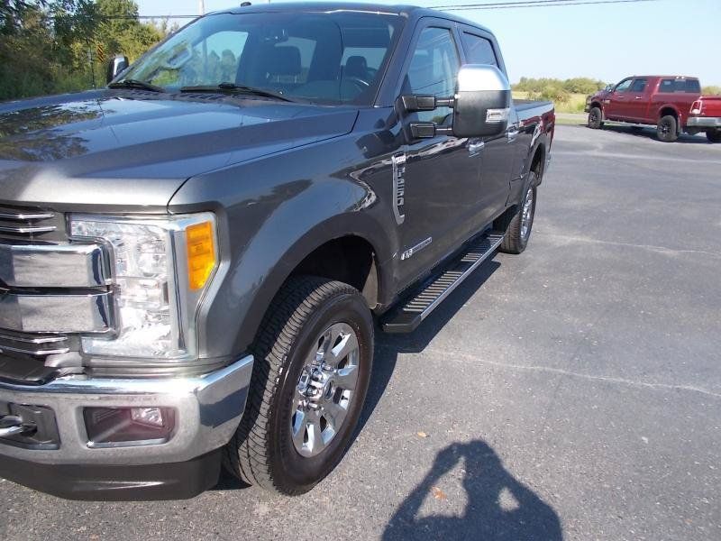 Used 2017 Ford F250 Lariat w/ Chrome Package AWD/4WD image 8