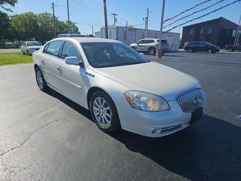 Used 2011 Buick Lucerne CXL w/ Driver Confidence Package FWD image 3