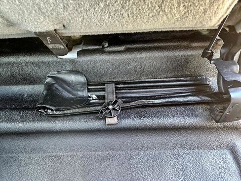 Used 2017 Ford F350 XL image 25