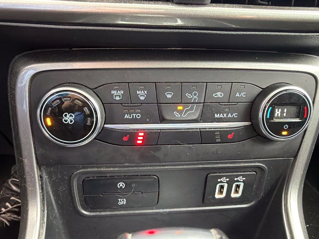 Used 2020 Ford EcoSport SE w/ SE Convenience Package AWD/4WD image 16
