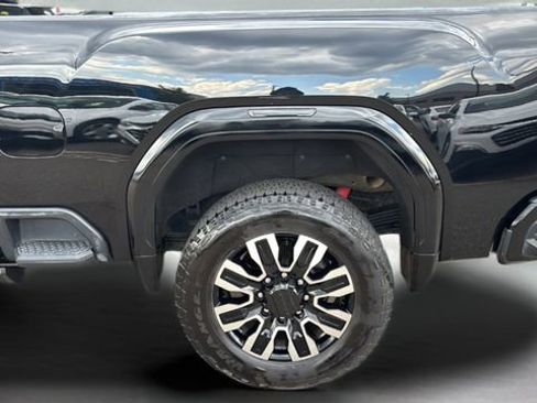 Used 2024 GMC Sierra 2500 Denali Ultimate image 35