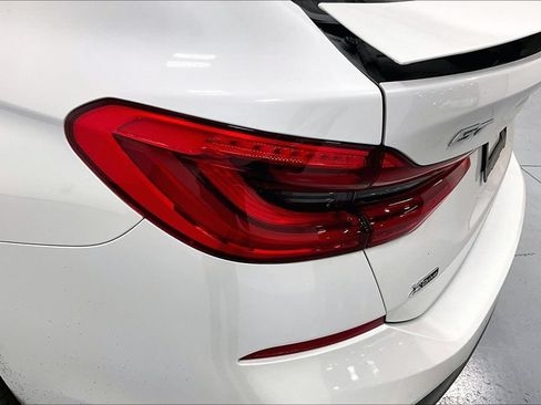 Used 2019 BMW 640i Gran Turismo xDrive w/ M Sport Package AWD/4WD image 30