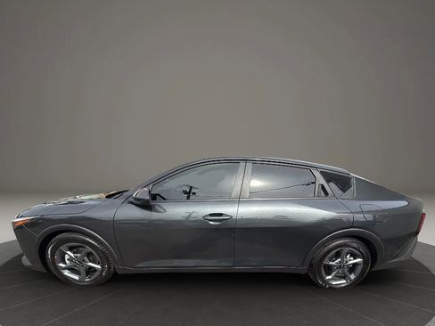 Used 2025 Kia K4 image 8