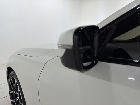 Used 2023 BMW 230i xDrive Coupe w/ Convenience Package AWD/4WD image 9