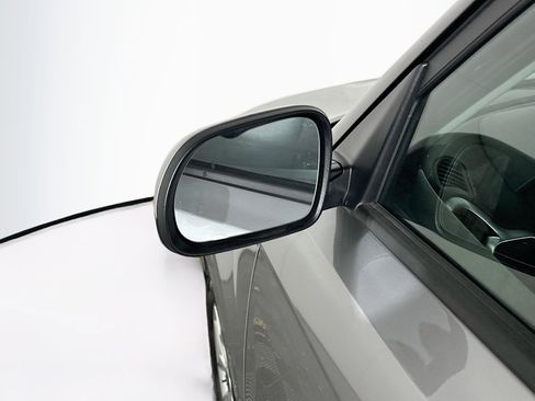 Used 2025 Kia Soul LX w/ LX Technology Package FWD image 16