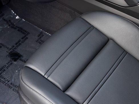 New 2026 Porsche Cayenne Coupe image 28