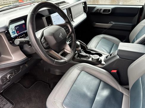 Certified 2022 Ford Bronco Outer Banks image 10