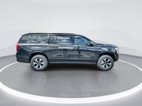 New 2026 GMC Yukon XL AT4 Ultimate w/ LPO, Floor Liner Package AWD/4WD image 9