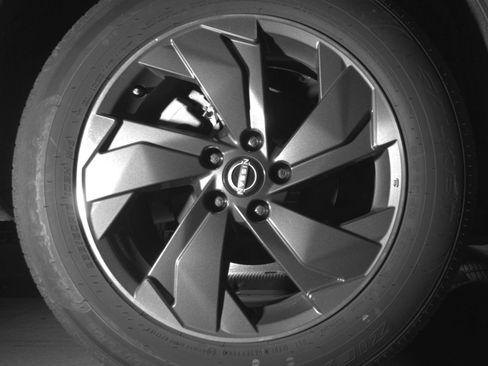 Used 2025 Nissan Rogue SV FWD image 18