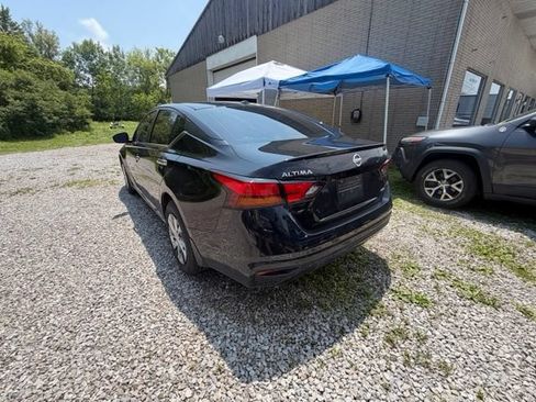 Used 2020 Nissan Altima 2.5 S AWD/4WD image 2