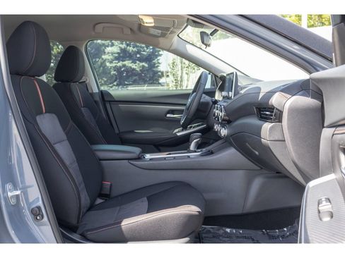Used 2024 Nissan Sentra SR FWD image 11