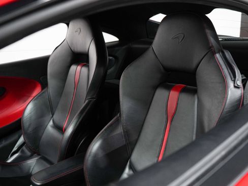 Used 2017 McLaren 570S Coupe RWD image 11