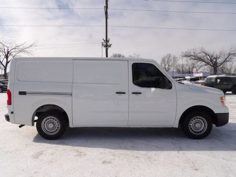 Used 2019 Nissan NV 1500 S image 10