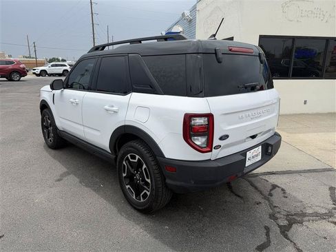 Used 2023 Ford Bronco Sport Outer Banks w/ Tech Package AWD/4WD image 5