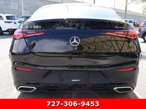 Used 2024 Mercedes-Benz GLC 300 4MATIC w/ AMG Line image 8
