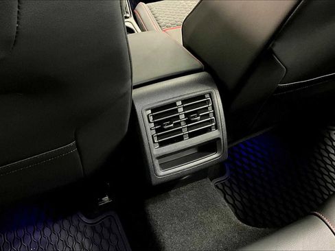 New 2025 Volkswagen GTI SE image 16