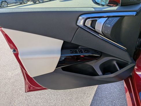 New 2026 BMW X3 xDrive30 w/ Premium Package image 11