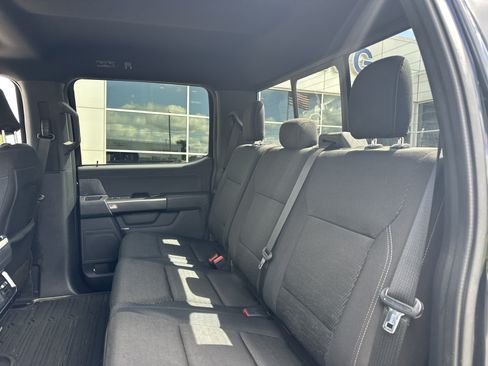 Used 2022 Ford F150 XLT w/ Equipment Group 302A High AWD/4WD image 9