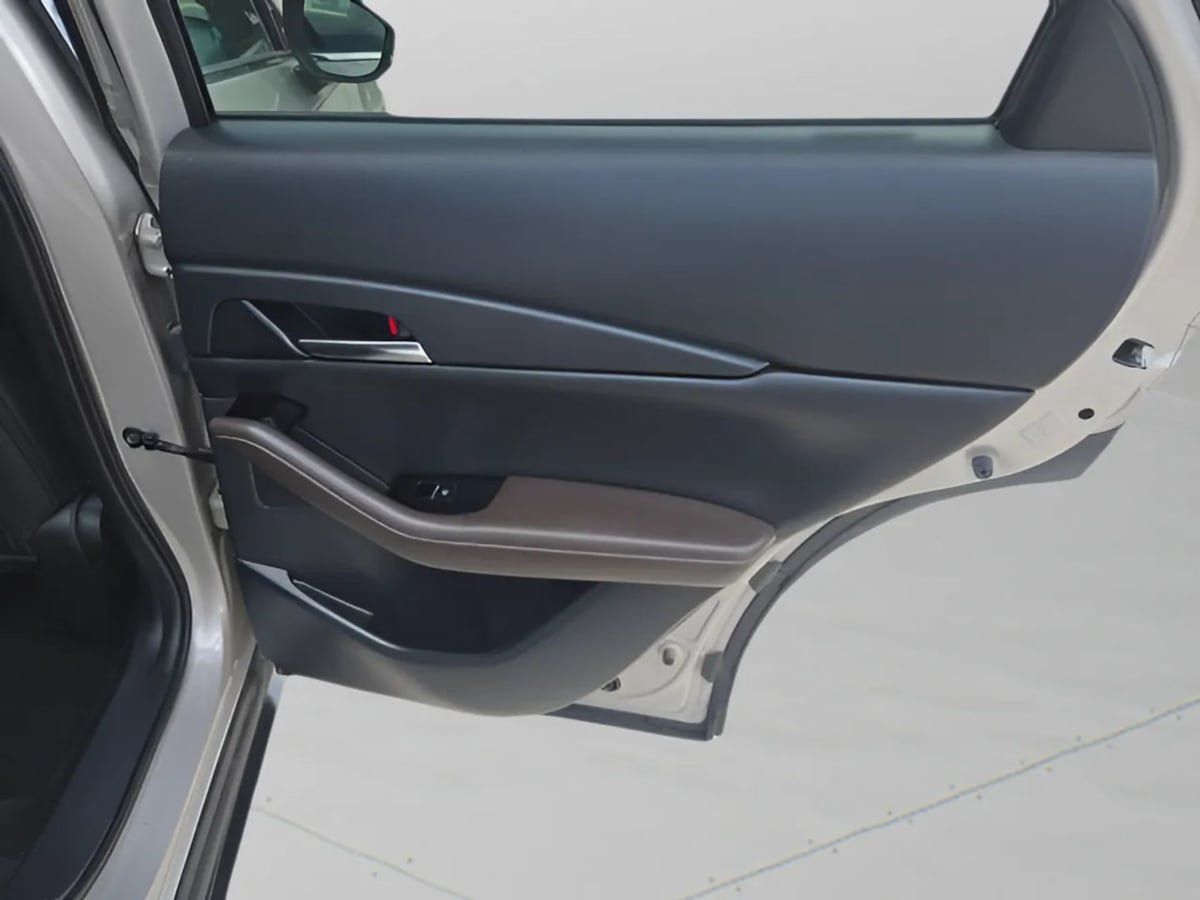 Used 2023 MAZDA CX-30 AWD 2.5 S w/ Premium Package image 22