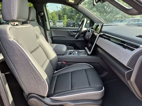 New 2026 GMC Sierra EV Elevation AWD/4WD image 38