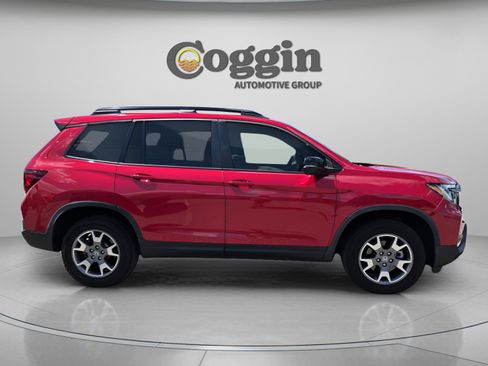 Certified 2023 Honda Passport TrailSport image 7
