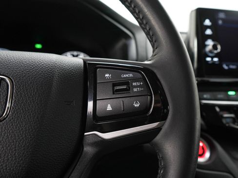 Used 2025 Honda Odyssey EX-L image 25
