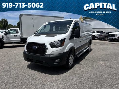Certified 2025 Ford Transit 250 Low Roof w/ Exterior Upgrade Package RWD image 4
