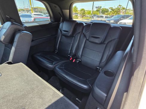 Used 2017 Mercedes-Benz GLS 550 4MATIC image 21