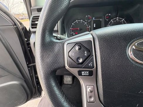 Used 2021 Toyota 4Runner SR5 Premium w/ Moonroof Package AWD/4WD image 15